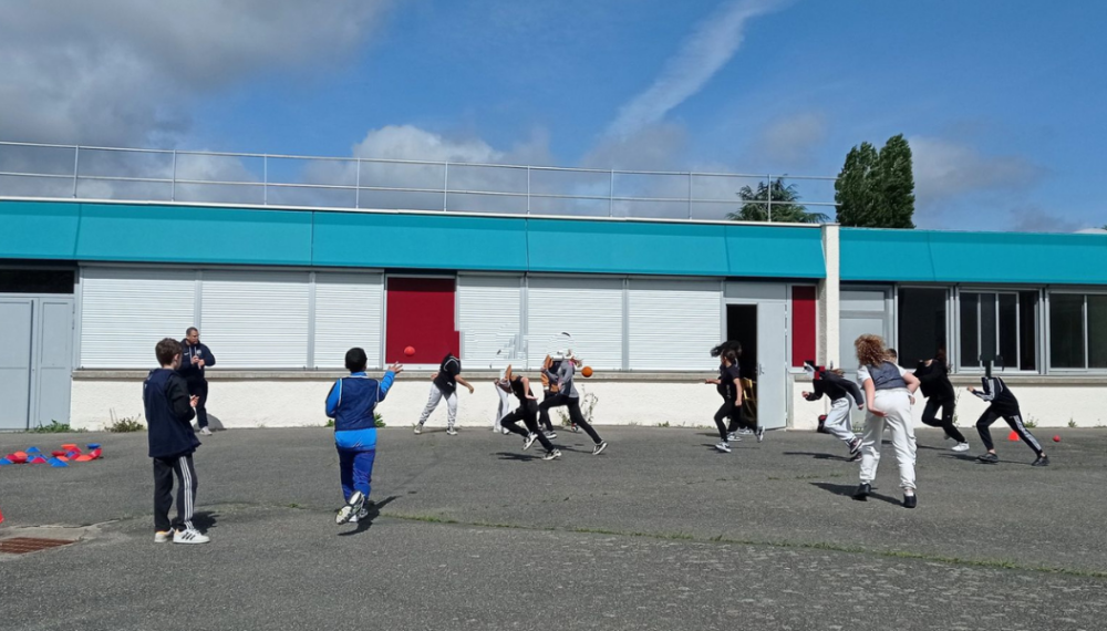 Médiateur pour le climat scolaire