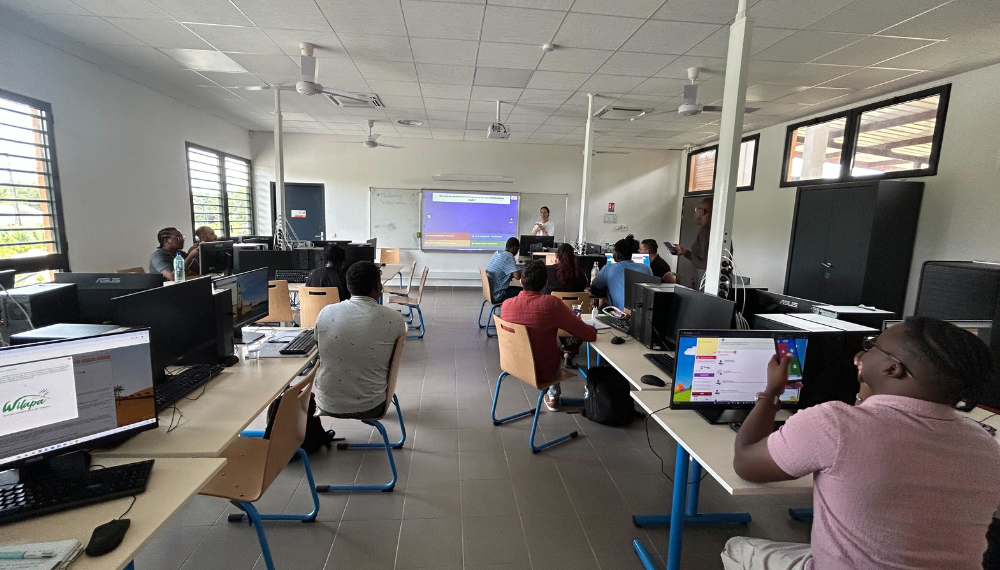 Les formations à l'espace numérique de travail en Guyane.